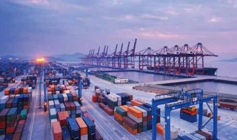 福建上半年外贸进出口高达8599.6亿元 连续13个月保持正增长