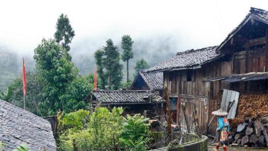 “全域旅游”战略的实施 使得旅游业成为民族地区的第一产业