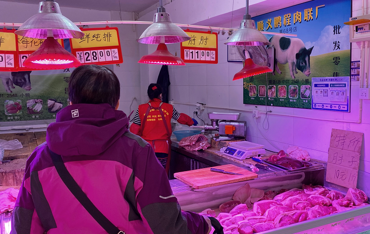 上市猪企已陷入集体“血亏” 养猪行业能否在四季度迎来转机