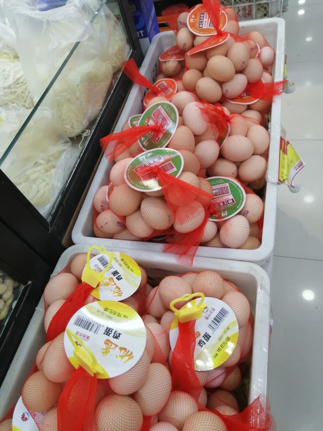 鸡蛋价格淡季迎来大幅上涨 四季度后期价格回落可能性大