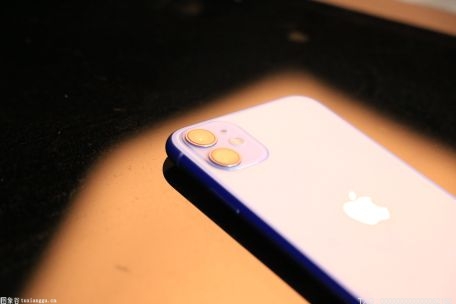 iPhone 14的渲染图曝光 将正面采用挖孔屏幕设计
